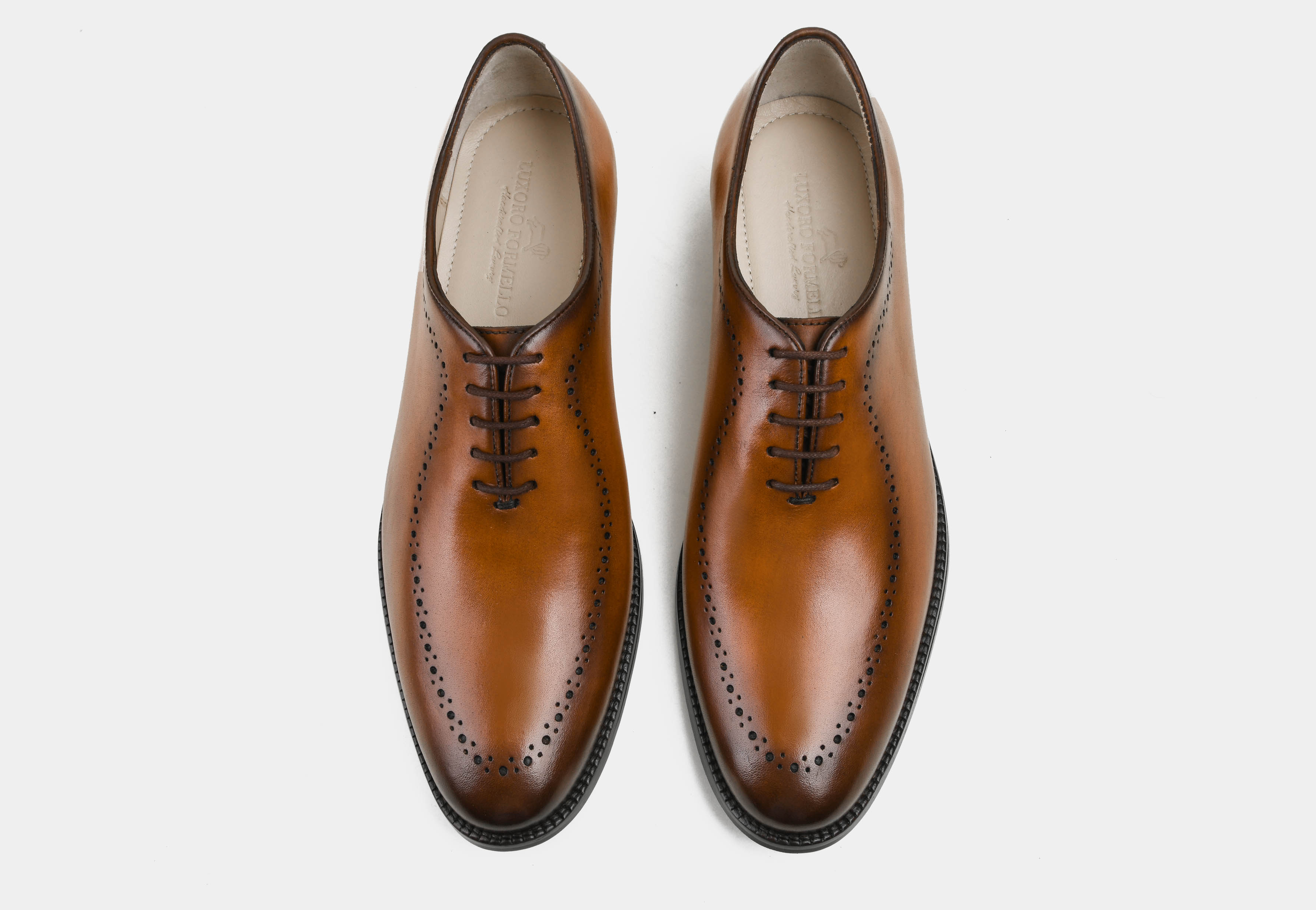 VITTORIO | MEN TAN WHOLECUT BROGUES