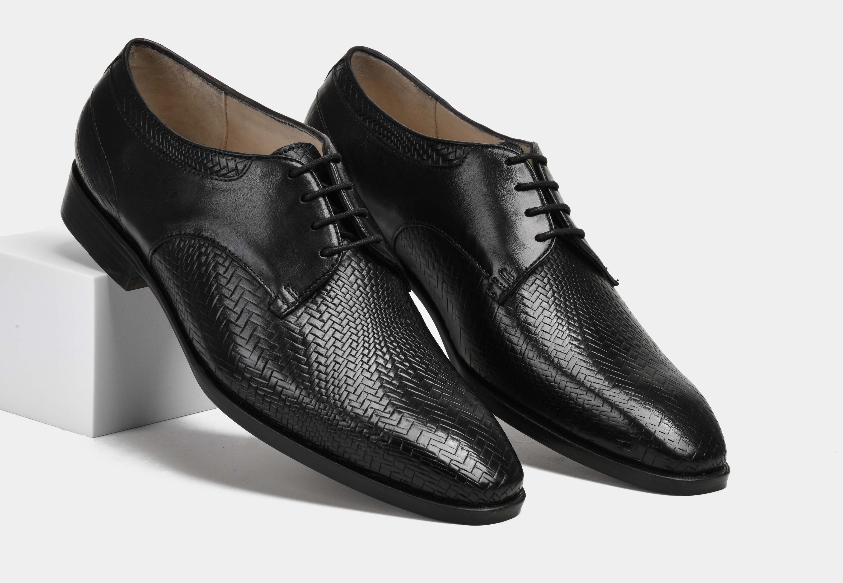 ENZO | MEN BLACK WOVEN DERBYS