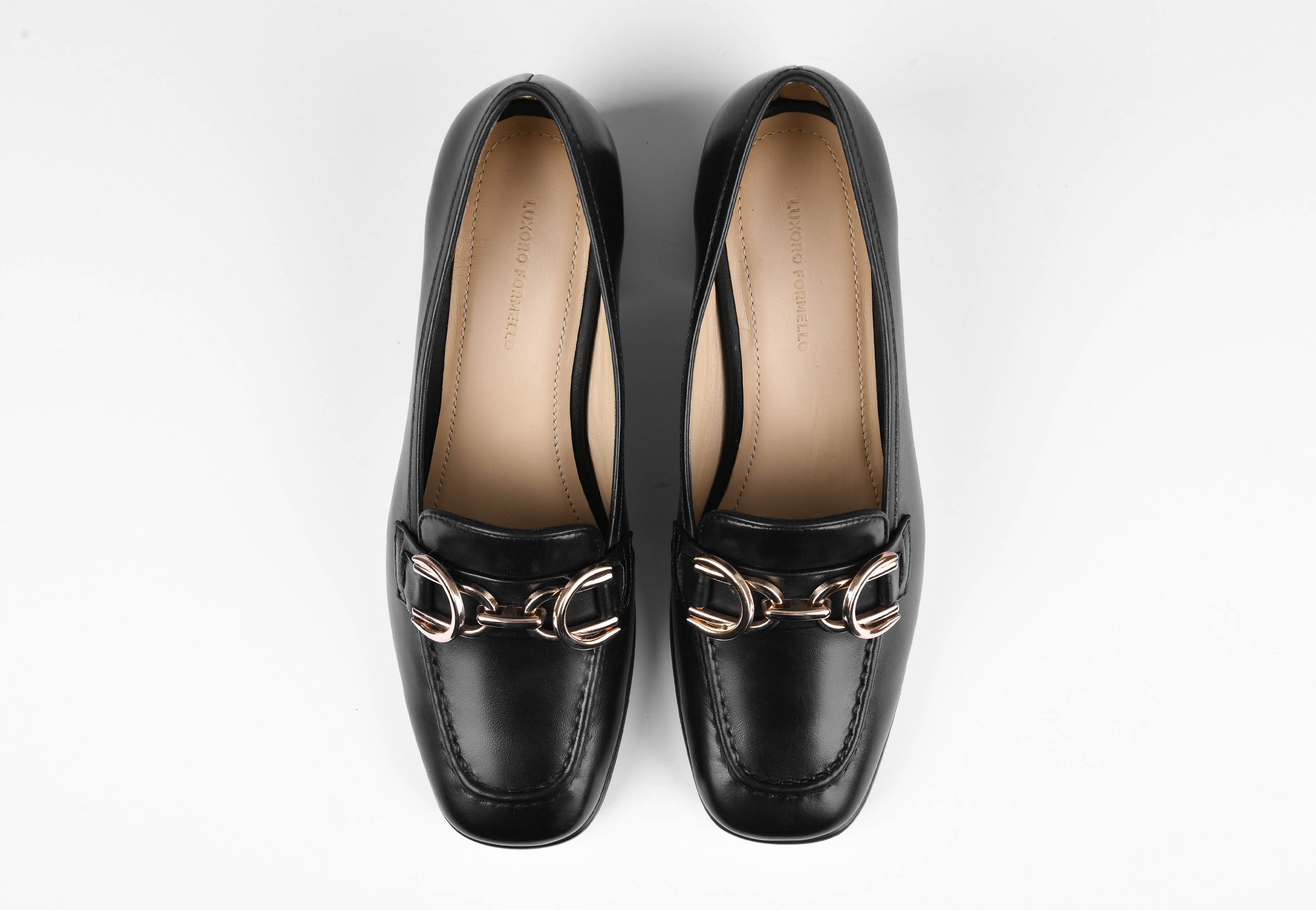 CELIA HEEL LOAFERS IN BLACK LEATHER