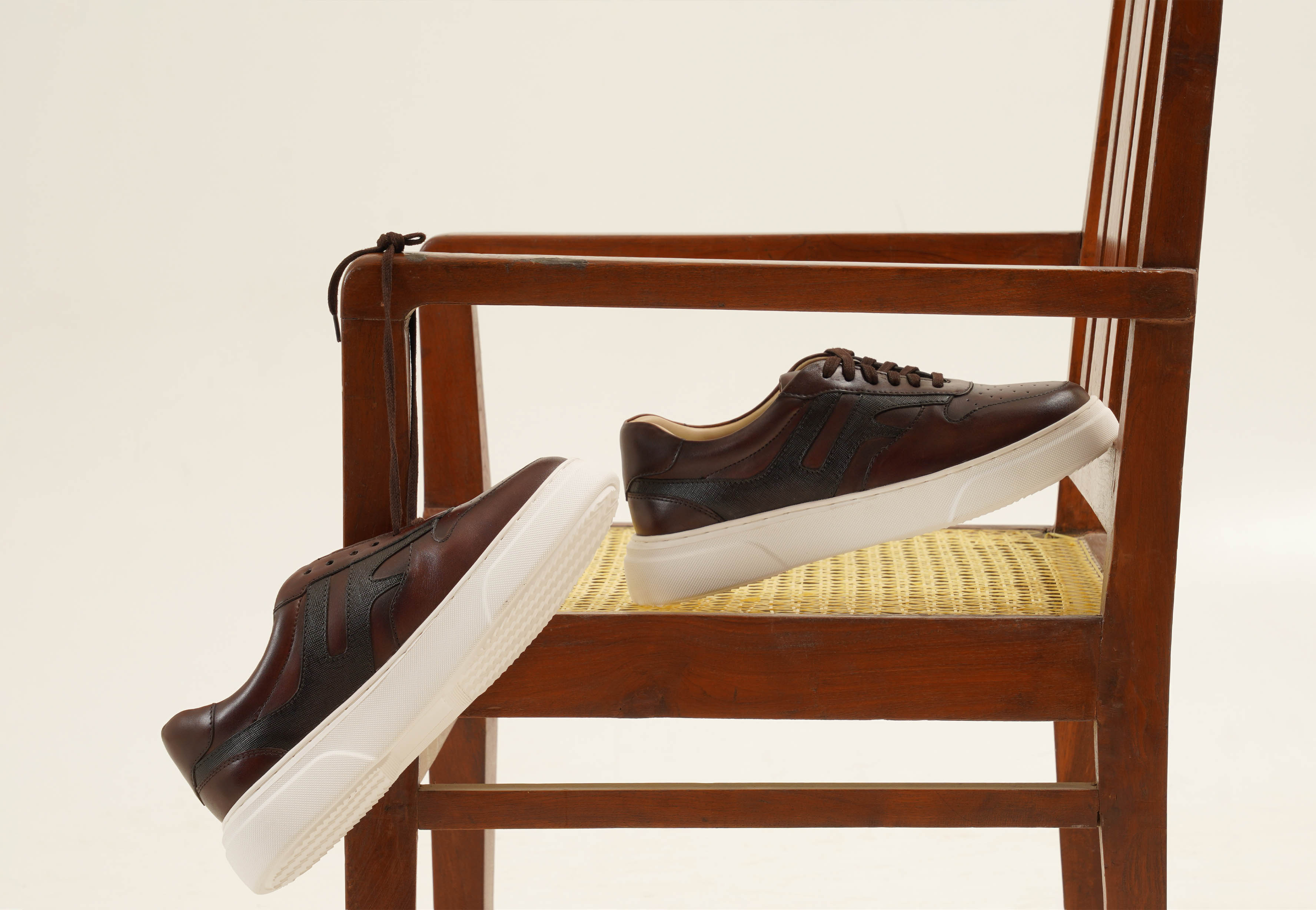 Classic Luxoro LF Signature | Brown