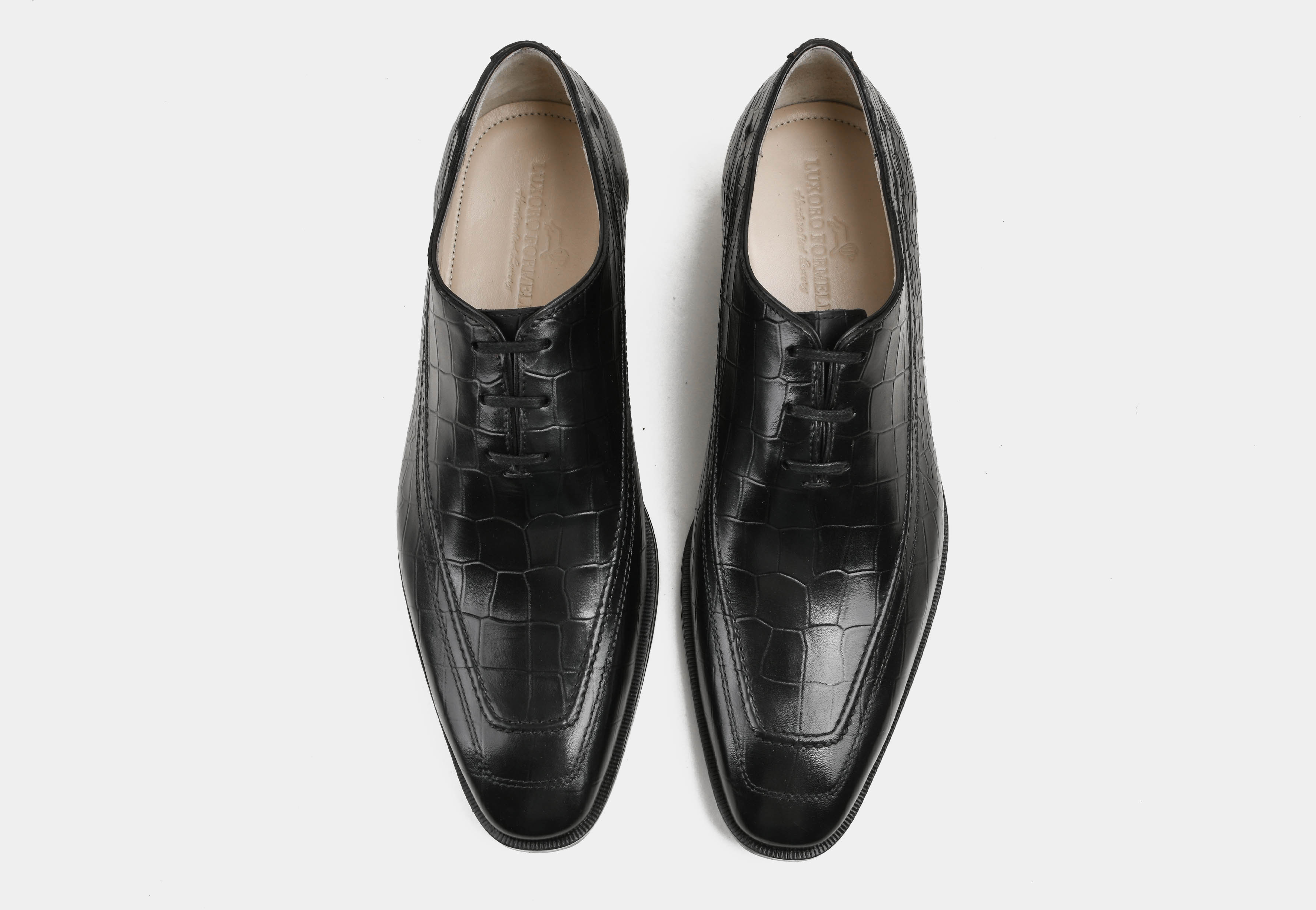 RICCARDO | MEN BLACK CROCO WHOLECUT LACE-UPS