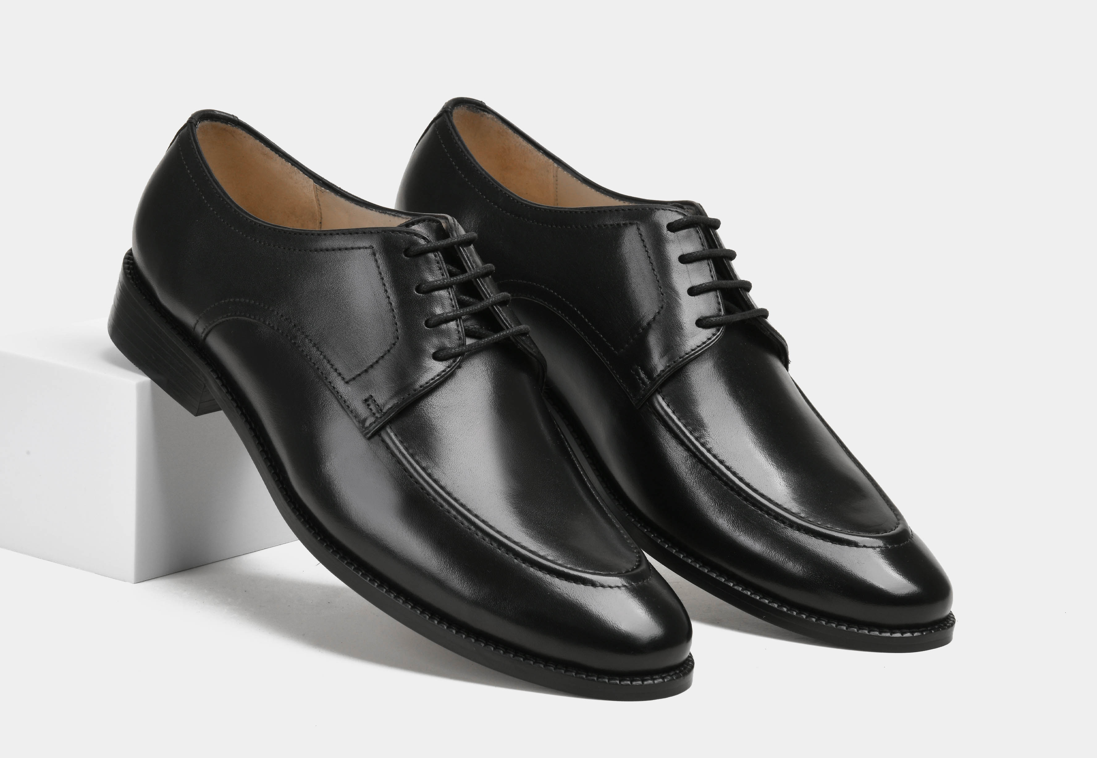 DOMENICO | MEN BLACK DERBIES