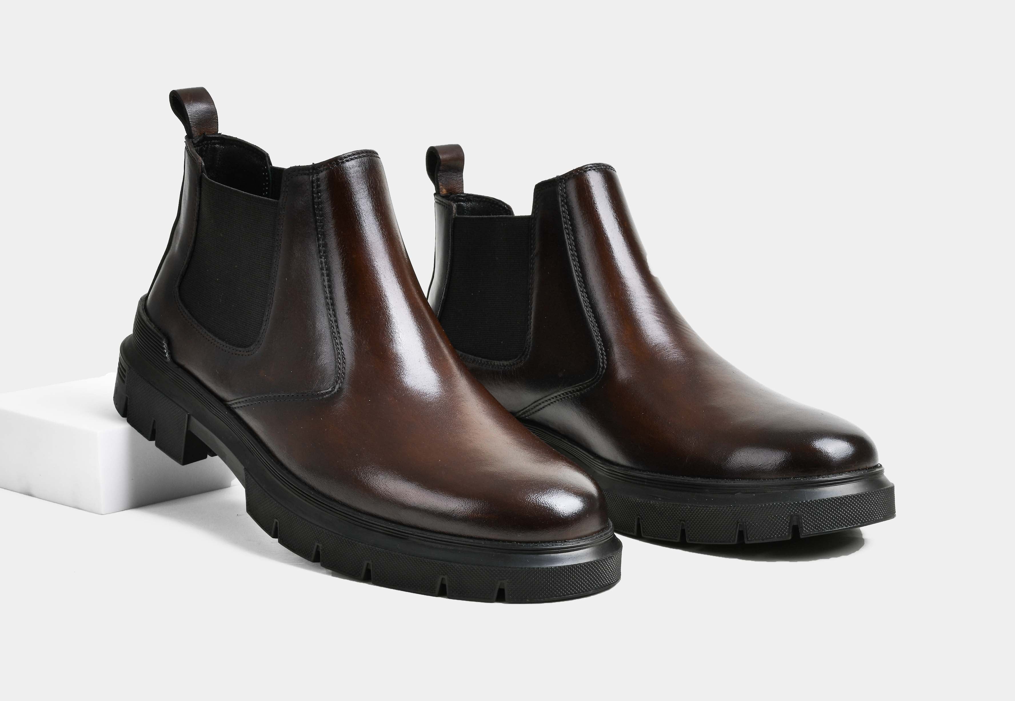 MEN BROWN CHELSEA BOOTS | STRIDEGRIP