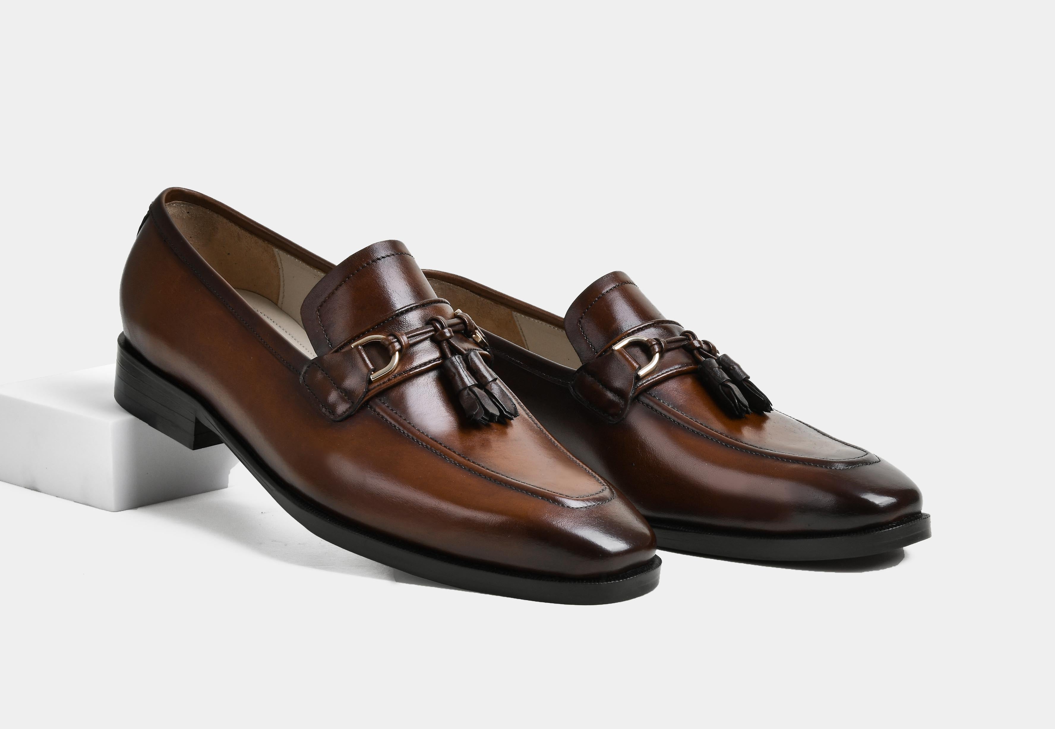 DORIAN | MEN BROWN BURNISHED TASSEL LOAFERS