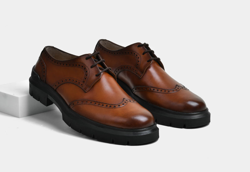 Men Tan Brogue Laceups | StrideGrip