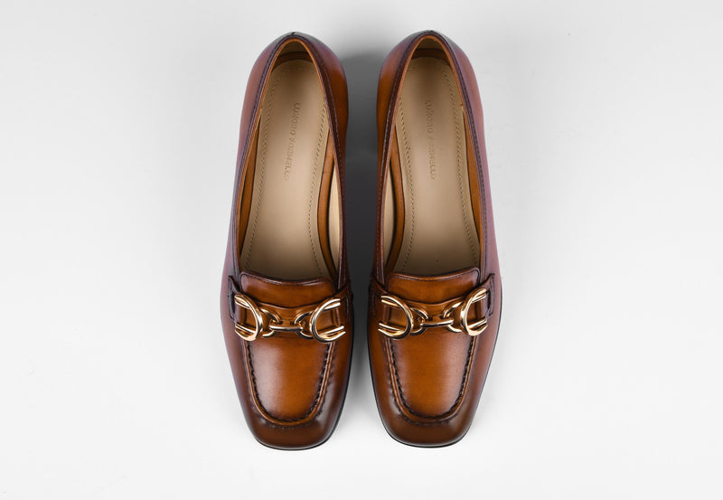 CELIA LEATHER HEEL LOAFERS IN TAN