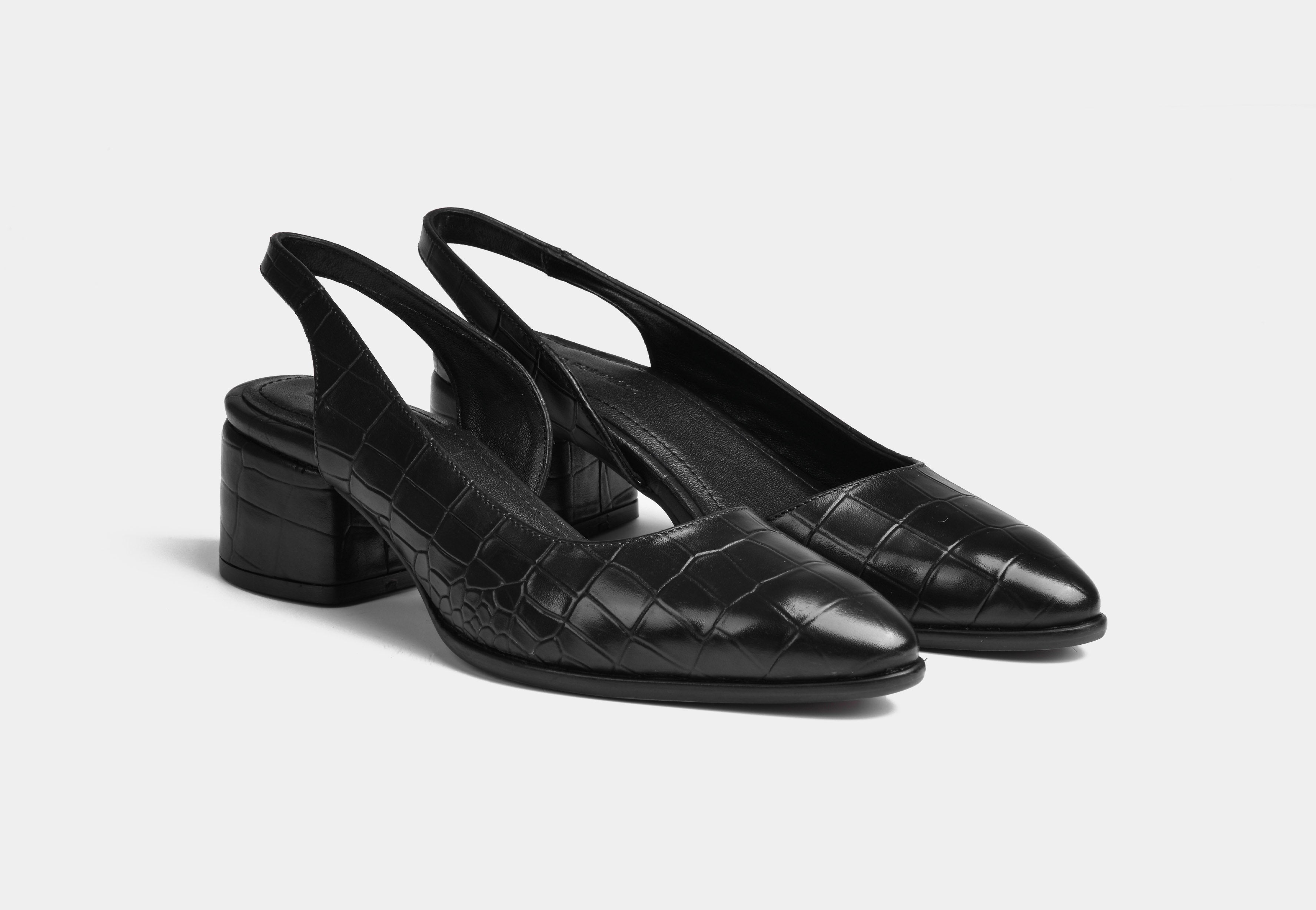Amelie Black Croc Leather Pump