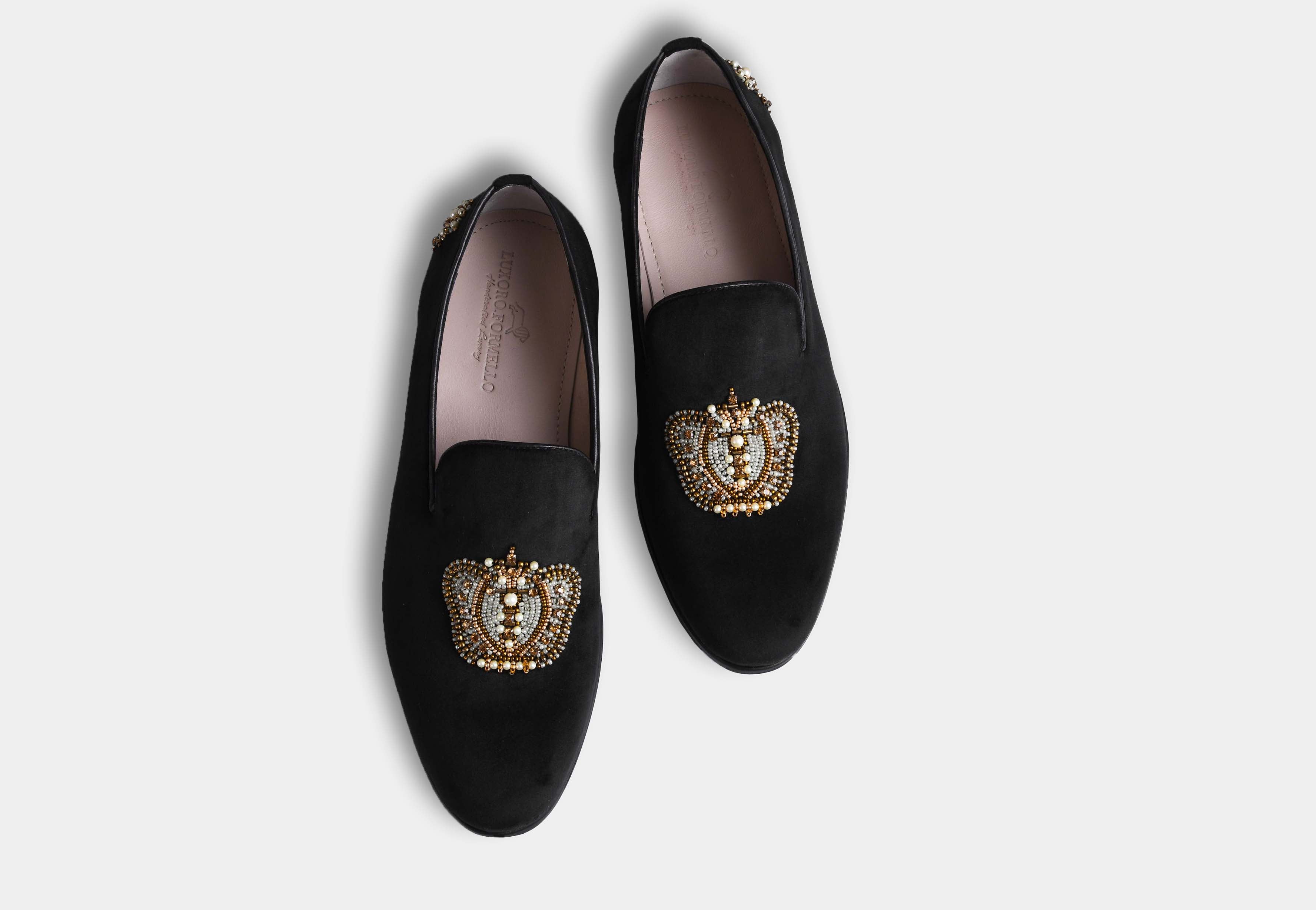 ELIZAR BLACK embroidered slip-ons