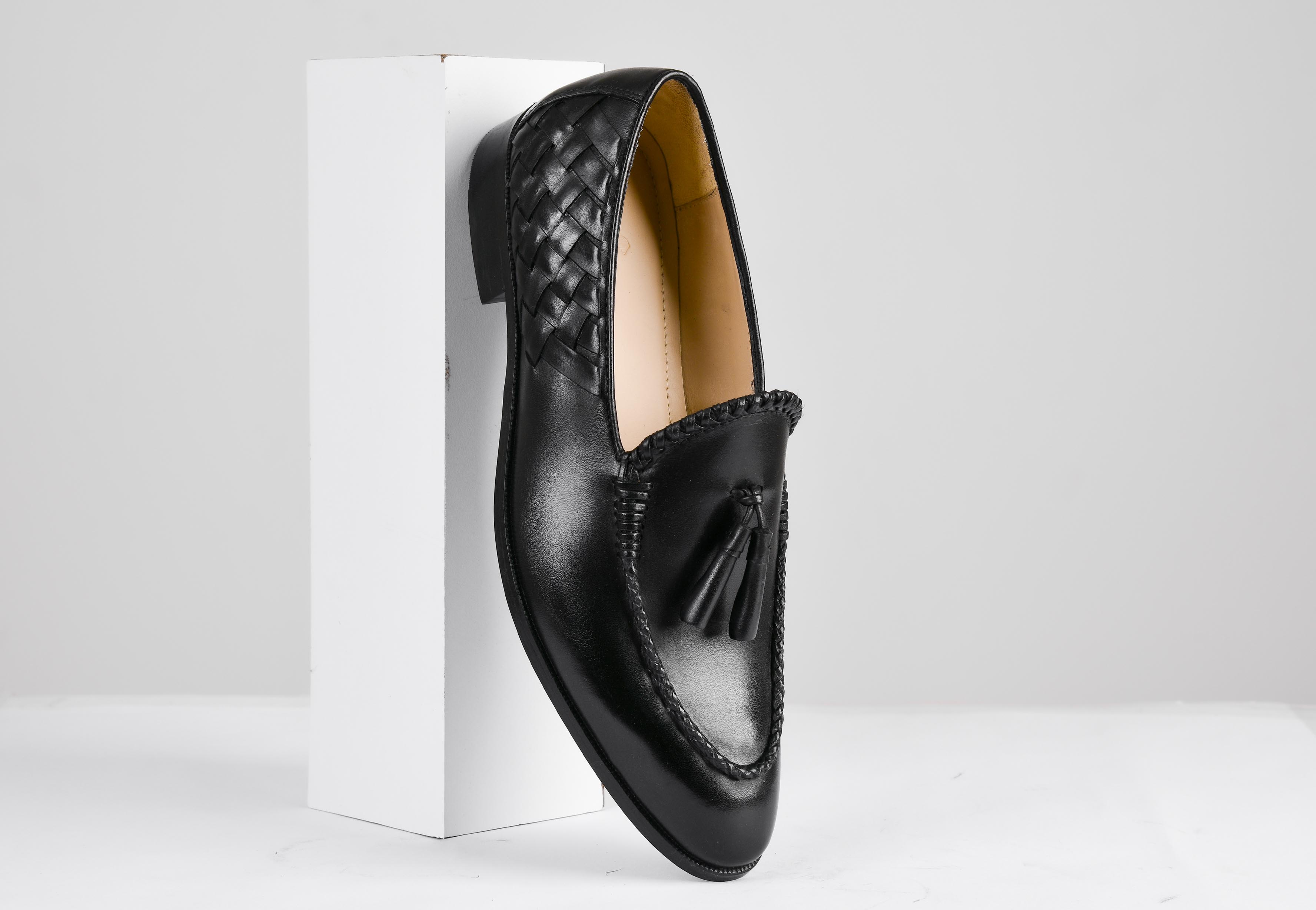 Emilio Black Weaved
